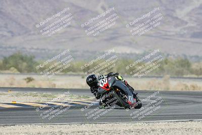 media/Nov-01-2025-CVMA (Sat) [[fc0f7531b8]]/Race 8-Supersport Middleweight/